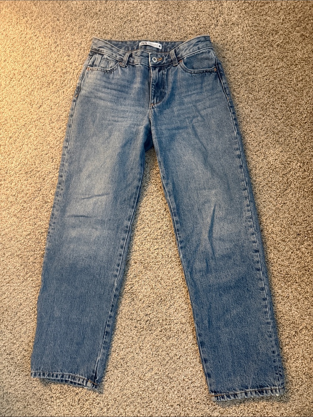 Zara Straight Jeans in Light Blue Wash